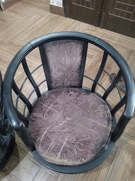 Sofa type chairs for sale in a Good condition 1