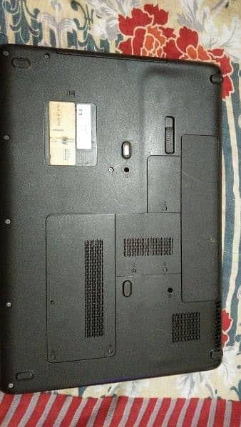 Compaq Laptop for sale 0