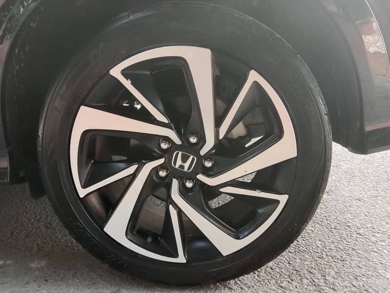 Honda Vezel RS 2018 model 14
