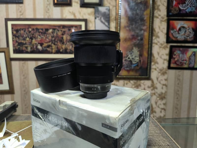 Sigma 105mm f/1.4 DG HSM Art Lens for Canon 2