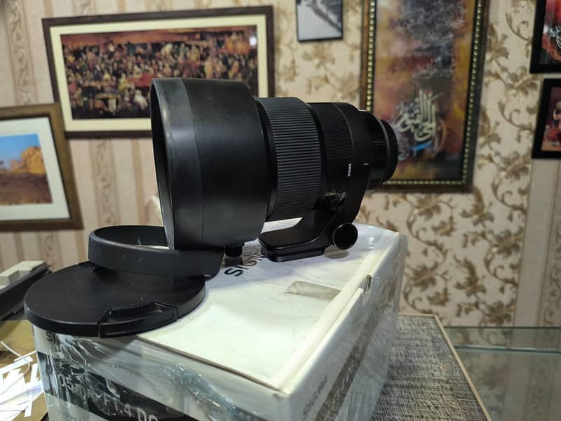 Sigma 105mm f/1.4 DG HSM Art Lens for Canon 7