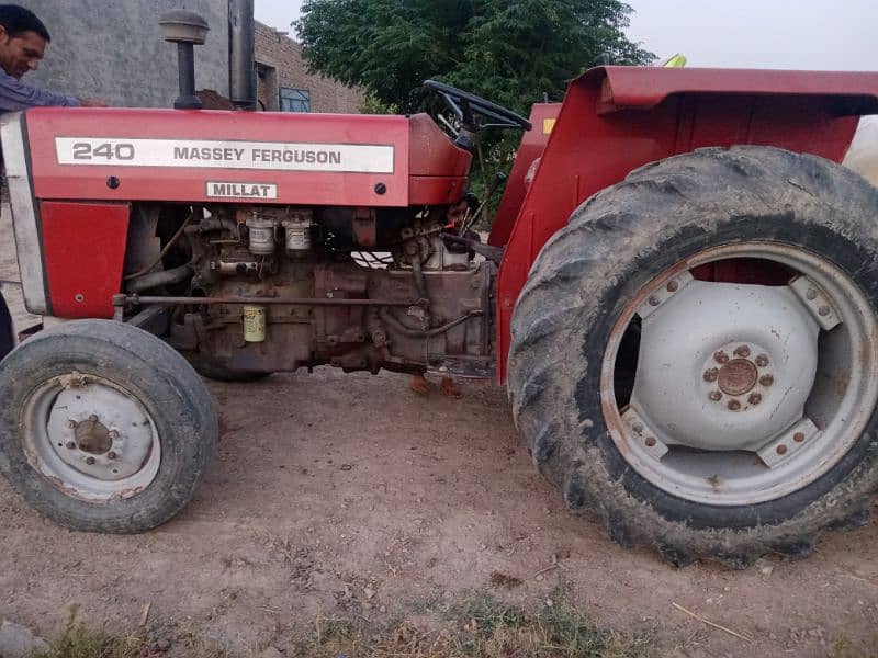 Massey 240 Modal 2007. total genuine tractor 03004479647 5