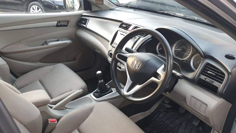 honda city 2018 available for Rent 0