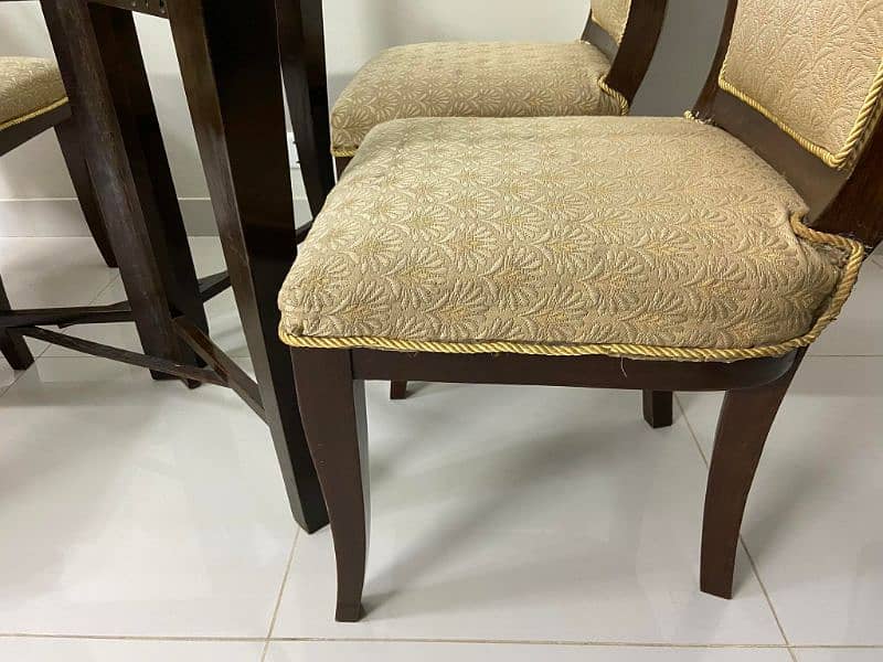 Dining Table (4 Seater) 5