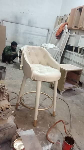 Pearl white chair 2