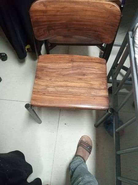 school desk and chairs 1
