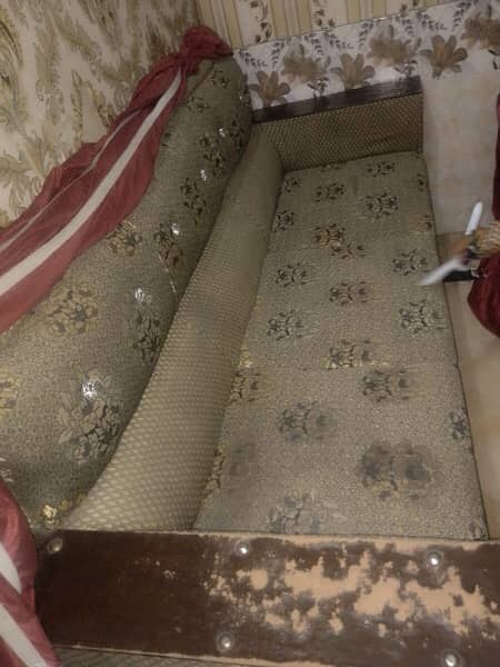 6 seater sofa set for sale Chaska Patty doooor  raha 4