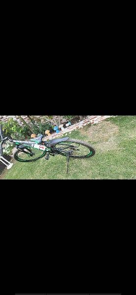 New road plus bicycle for sale 1