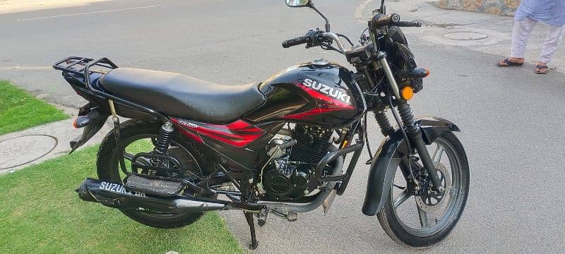 SUZUKI GR 150 2022 USED 13000 KM used 10/10 ZERO METTER CONDITION 3