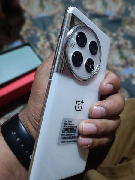 OnePlus 12    (24 GB Ram 1 TB) Non Pta 4