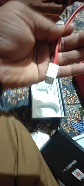OnePlus 12    (24 GB Ram 1 TB) Non Pta 7