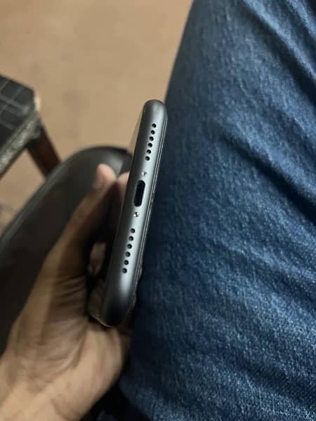 Iphone 11 factory unlock 4