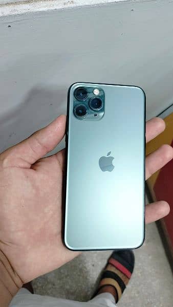 iphone 11 pro 10/10 condition with 81% battry health 64gb memory wp 4