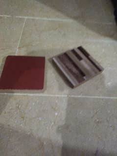 2 wooden Tiles 10/10 condition
