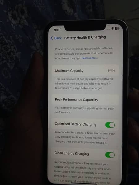 i phone xR 64 gb jv waterpsck condition 10/9 2