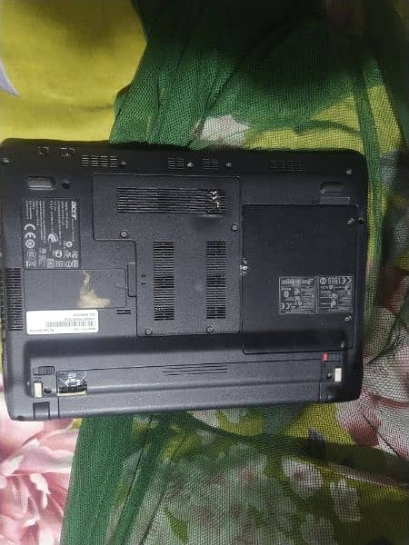 Acer laptop i3 3 gernation 4 ram 250 hard front camera 0313/79/59/352 3