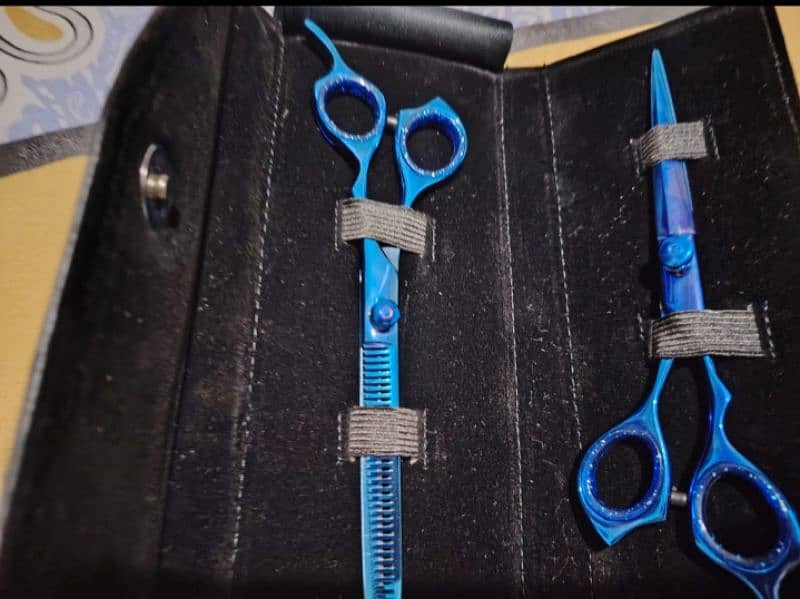 manicure pedicure kits and hair cutting scissors 3