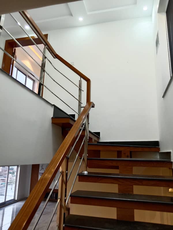 4-Bed Penthouse Double Storey For Sale Askari 11 20