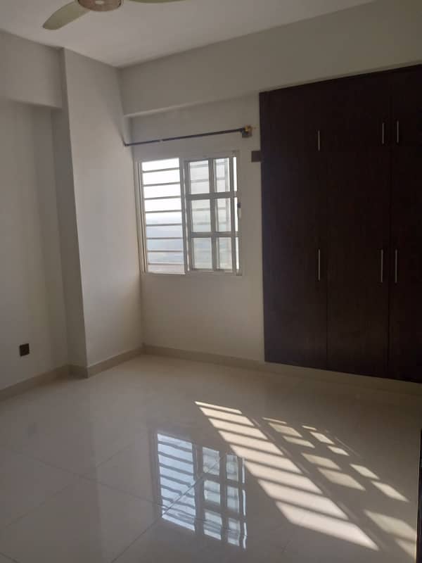 3bed aparment avaible for rent in gulberg greens islamabad 16