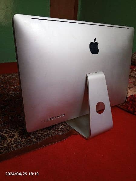 iMac 2009 4Gb Ram 500Gb H. Drive and 120 Gb SSD 0