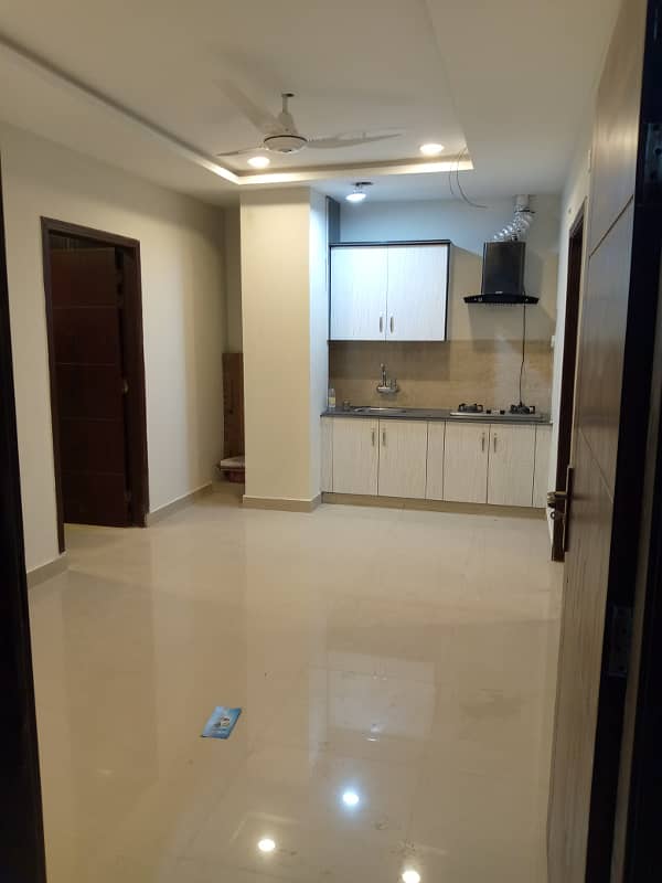 1 bed apartment avaible for sall in gulberg islamabad 1