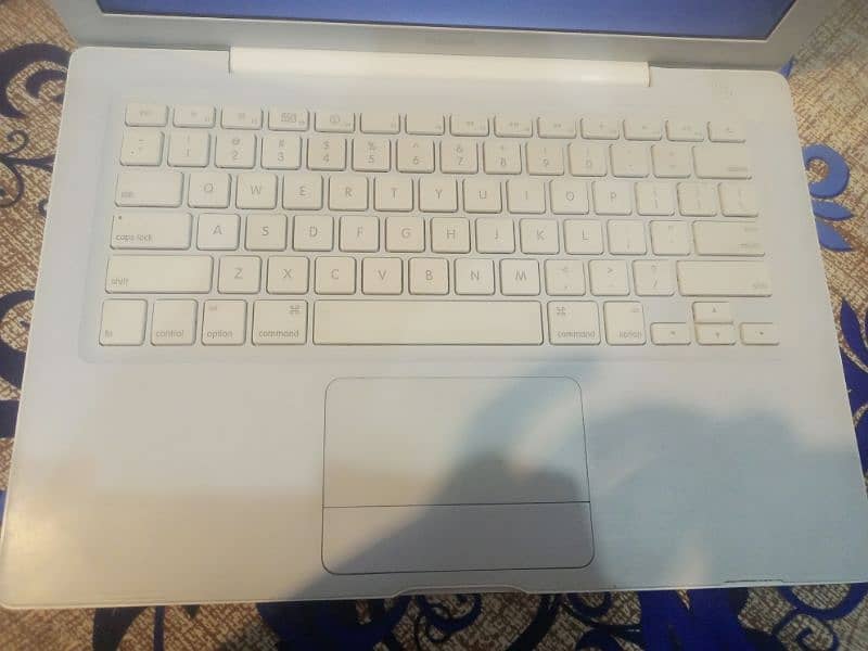 macBook core 2 DUO 1