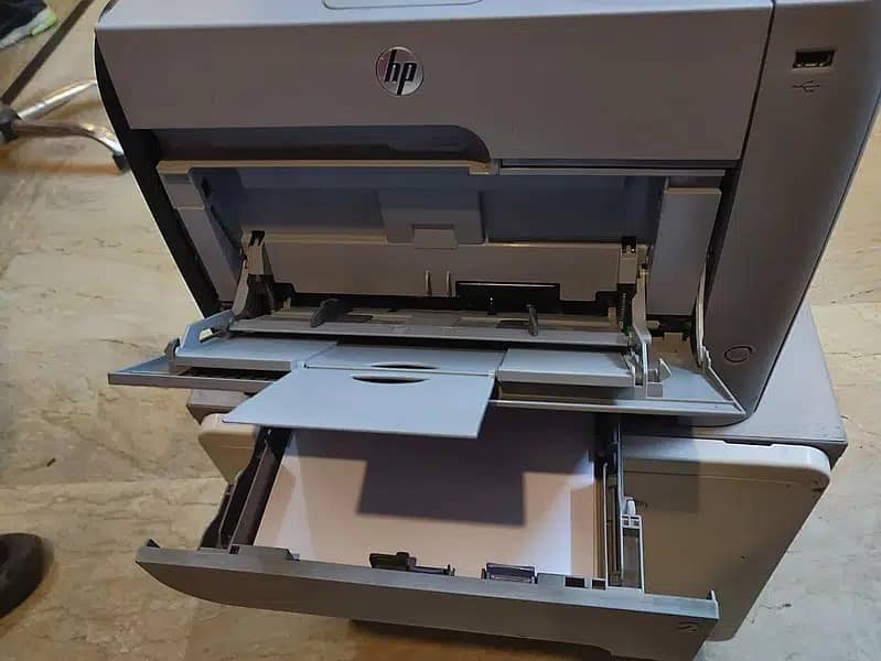 HP Color LaserJet Pro MFP M476dn Laser Printer 9