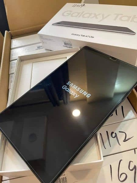 tabs Samsung a7 lite 3/32 100% Original Non-refurbished tablets Stock 6