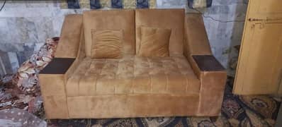 4 seater sofa set  and 1 maiz new excellent condition hai 0