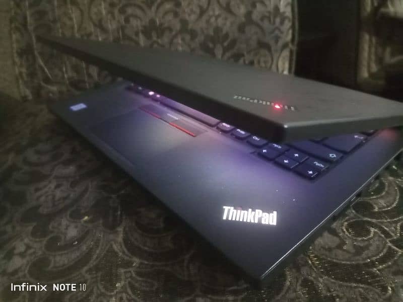 Lenovo Thinkpad T460 i5 6th generation 8gb ram 256gb SSD 64 bit 8