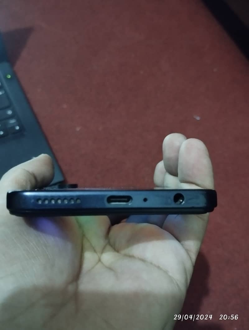 1 n half Year Used , Techno Camon 19 Neo with Box and Charger 6