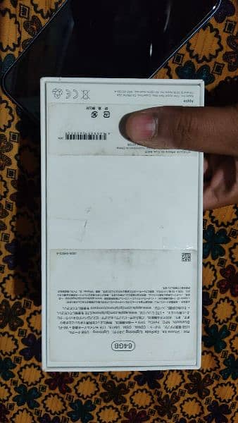 iPhone XR 64 GB with box face id ok tutrune ok 77 battery health 1