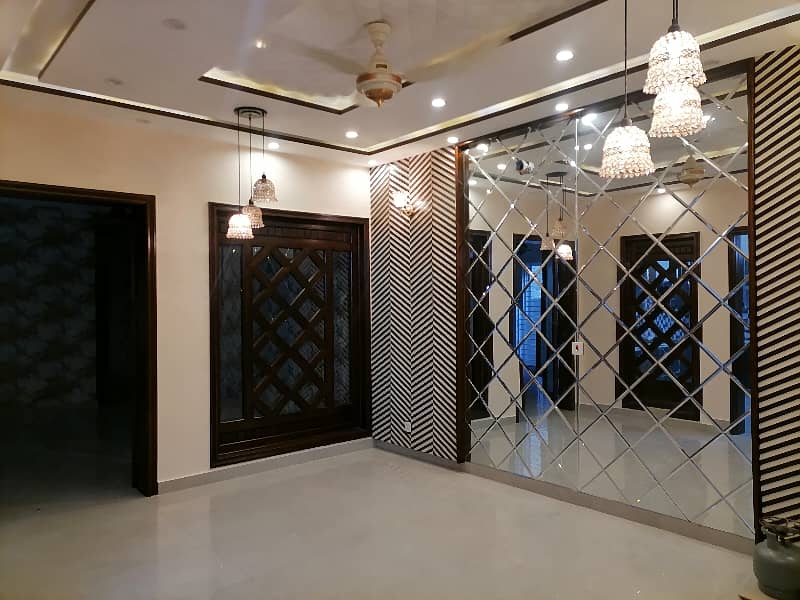 Prominently-Located 12 Marla House Available In Johar Town Phase 2 - Block H2 3