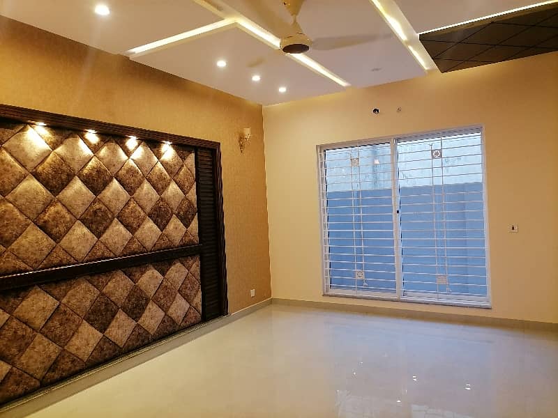 Prominently-Located 12 Marla House Available In Johar Town Phase 2 - Block H2 11