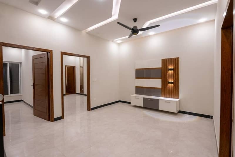 5 Marla Brand New House For Sale In Johar Town Block J Hot Location Main Approach Near To Market 13