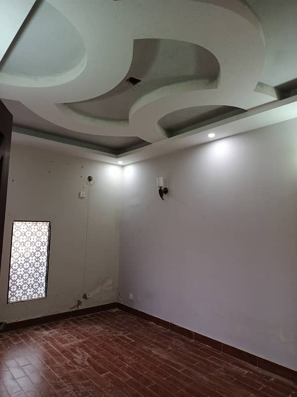 160 Sq. yd Villa Available for Rent in saima Arabian villas 4