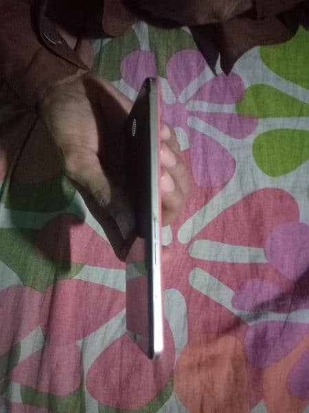 I'm selling oppo f17 4