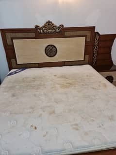 king bed 2 drawer dresing akrot matirial