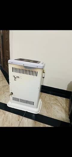 JAPENESE heater (selling all house items)