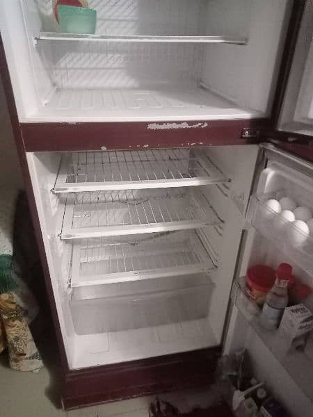 fridge for sale in used condition urgently for sale 2