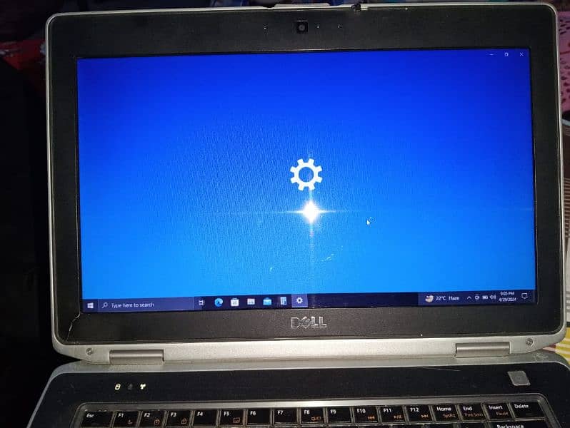 sale of used Laptop 4