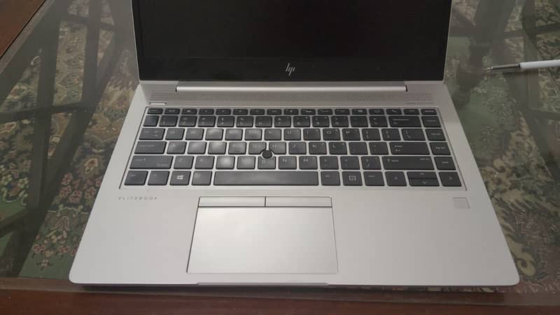 hello I am selling my ultra book hp 3