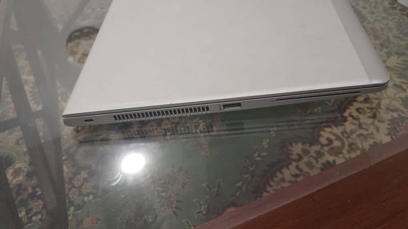 hello I am selling my ultra book hp 9