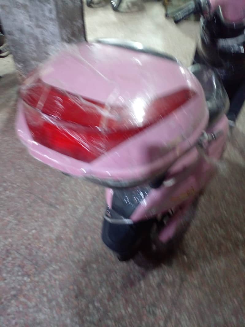 Electric Scooty in Brand New Condition is for sale in Lahore 1