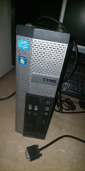 Dell Core i-5 3rd generation with Dell lcd keyboard mouse 1