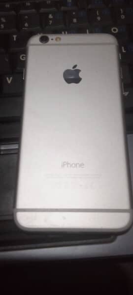 iPhone 6urgent sale,only serious buyers contact me 8