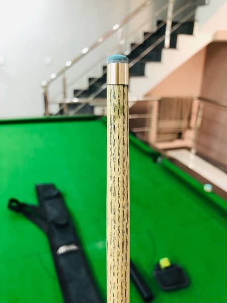 BLP One pce Snooker Cue 4