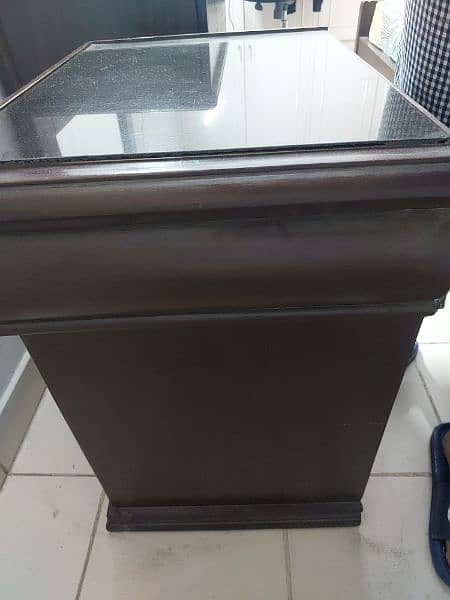 Dressing table with mirror and side table- URGENT SALE 3
