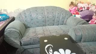 urgently sale sofa set