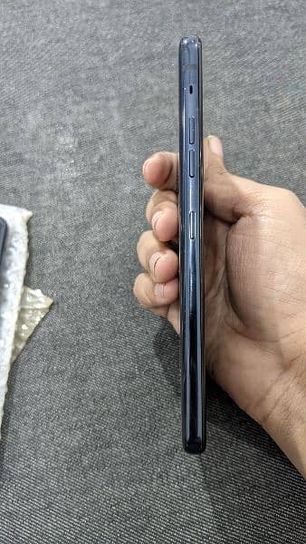LG G8 Thinq 6/128 PTA Approved 6